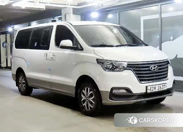 Hyundai The New Grand Starex 2018 Белый из Кореи