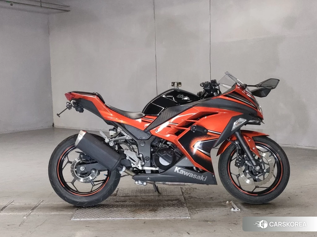 Проданный Kawasaki NINJA 250 2014 из Японии, фото 2