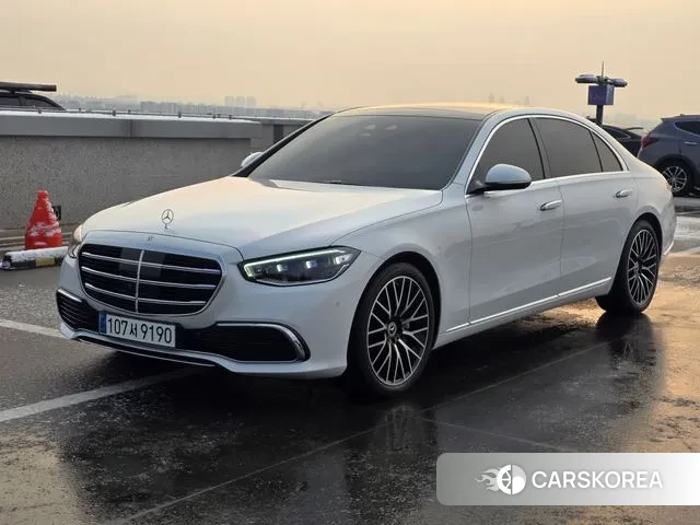 Mercedes-Benz S-Class W223 2025 Белый из Кореи