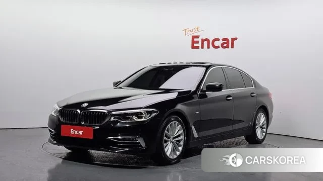 BMW 5 Series (G30) 2018 Черный из Кореи