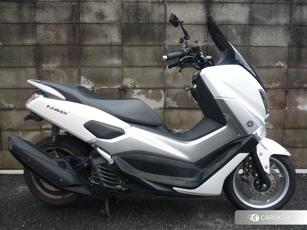 Проданный Yamaha N-MAX 125 2017 из Японии, фото 2