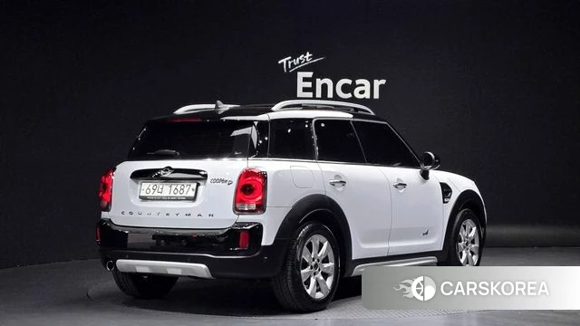 Mini Cooper D Countryman 2018 Белый из Кореи