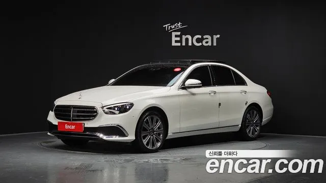 Mercedes-Benz E-Class W213 2022 Белый из Кореи