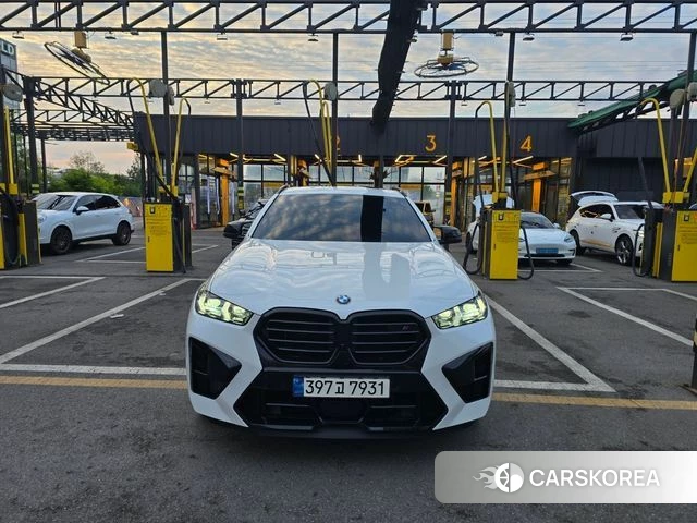 BMW X6M (G06) 2024 Белый из Кореи
