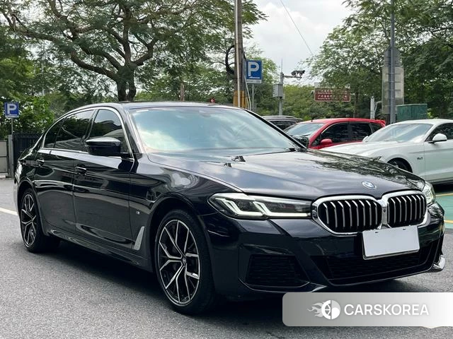 BMW 5 series 2023 Черный из Китая