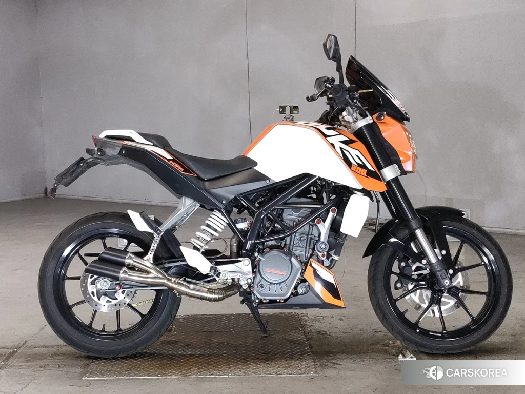 Проданный KTM 200 DUKE 2013 из Японии, фото 2