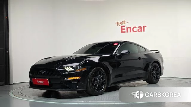 Ford Mustang 2019 Черный из Кореи