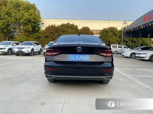 Volkswagen Lavida 2021 Черный из Китая