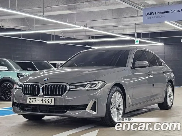 BMW 5 Series (G30) 2020 Серебристо-серый из Кореи