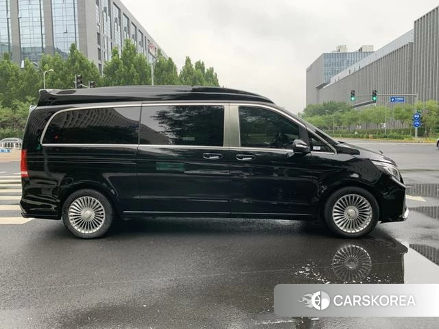 Mercedes-Benz V-class 2022 Черный из Китая