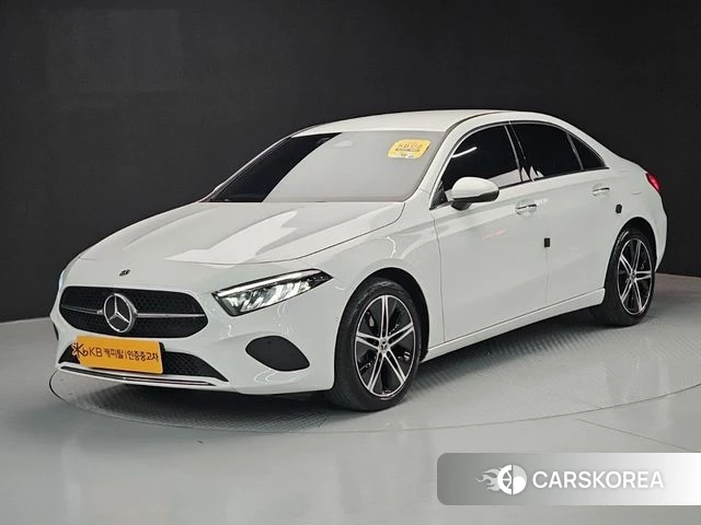 Mercedes-Benz A-Class W177 2024 Белый из Кореи