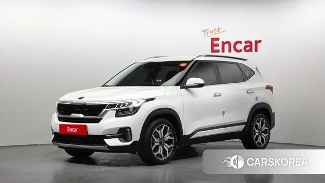 Kia Seltos 2021 Белый из Кореи