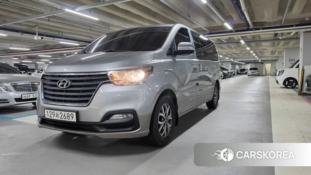 Hyundai The New Grand Starex 2019 Серебристо-серый из Кореи