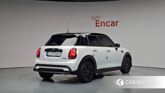Mini Cooper 2024 Белый из Кореи