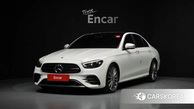 Mercedes-Benz E-Class W213 2022 Белый из Кореи