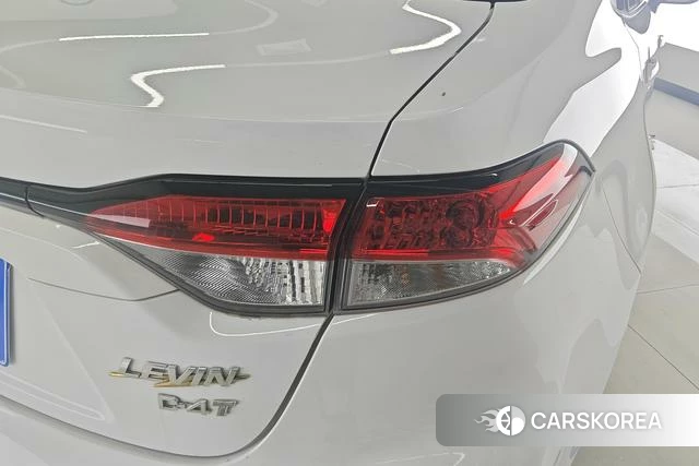 Toyota Lei Ling 2020 Белый из Китая