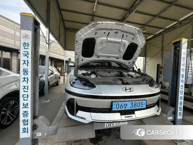 Hyundai Ionic 6 2023 Серебряный из Кореи