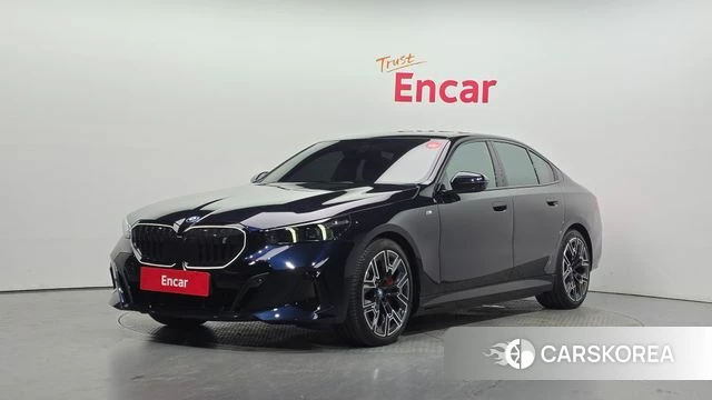BMW i5 (G60) 2023 Черный из Кореи