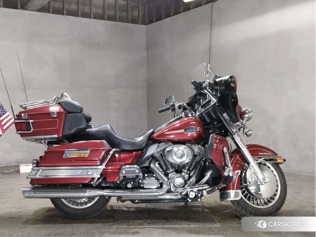 Проданный Harley-Davidson Electra Glide FLHTCU1580 2010 из Японии, фото 2