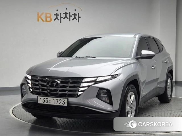 Hyundai Tucson (NX4) 2022 Серебристо-серый из Кореи