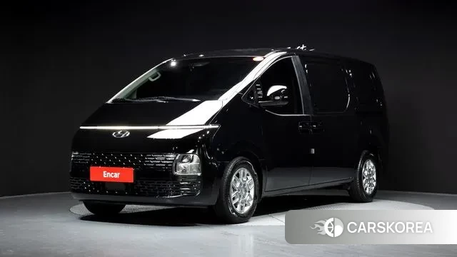 Hyundai Staria 2023 Черный из Кореи