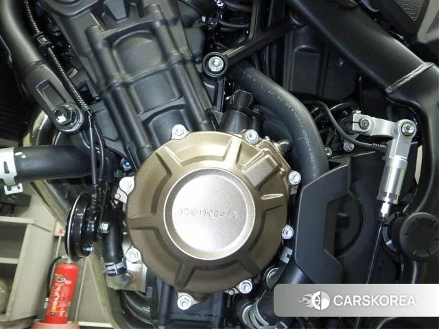 Engine photo