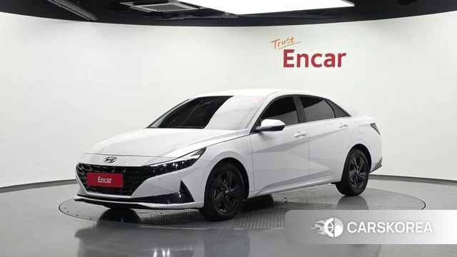 Hyundai Avante (CN7) 2023 Белый из Кореи