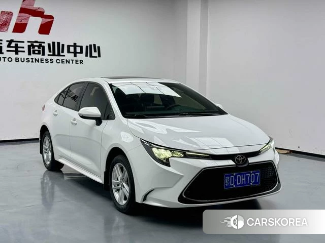 Toyota Lei Ling 2022 Белый из Китая