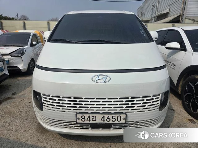 Hyundai Staria 2021 Белый из Кореи