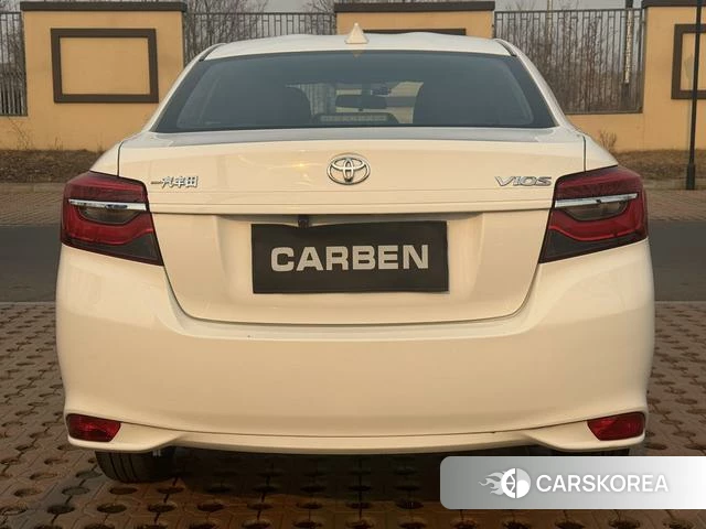 Toyota Vios 2023 Белый из Китая