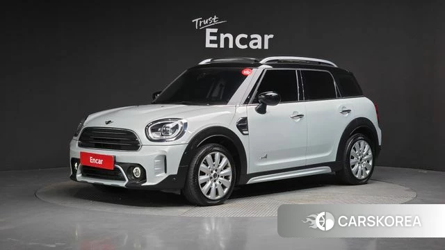 Mini Cooper D Countryman 2022 Серебристо-серый из Кореи