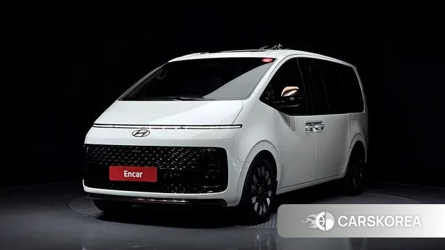 Hyundai Staria 2025 Белый из Кореи