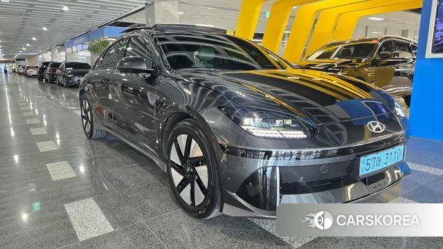 Hyundai Ionic 6 2023 Серебристо-серый из Кореи