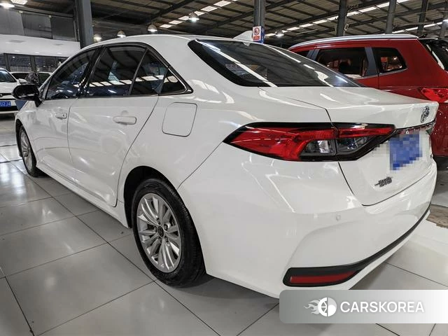 Toyota Asian lion 2022 Белый из Китая
