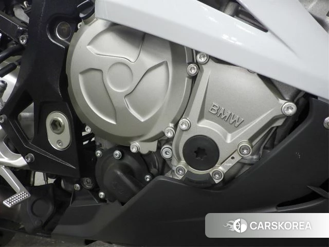 Engine photo
