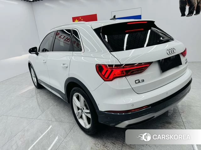 Audi Q3 2021 Белый из Китая