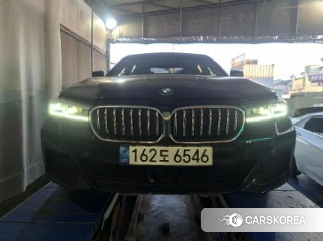 BMW 5 Series (G30) 2022 Черный из Кореи