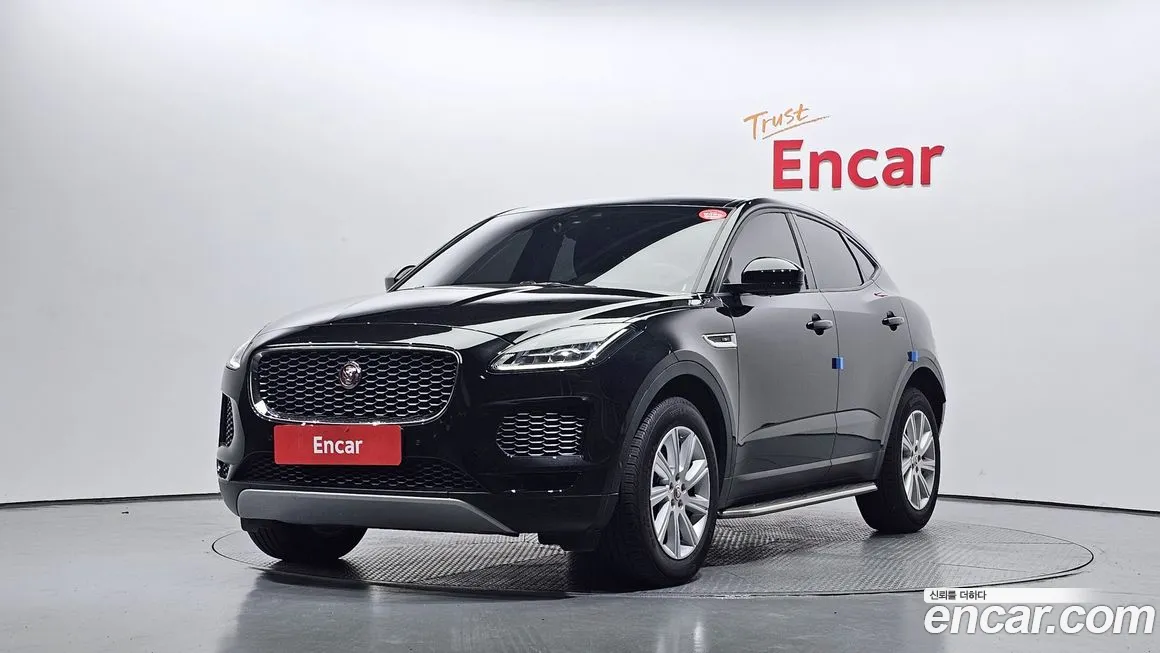 Jaguar E-PACE 2018 Черный из Кореи