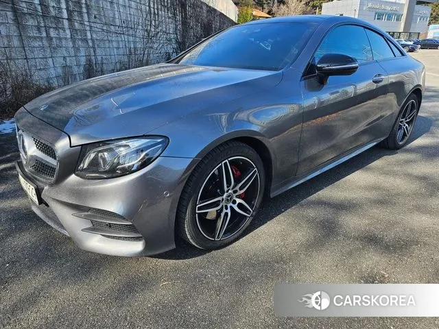 Mercedes-Benz E-Class W213 2018 Серый из Кореи