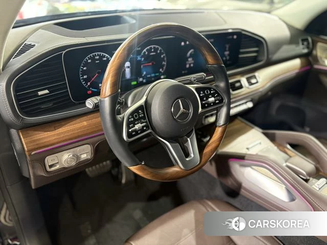 Mercedes-Benz GLS 2023 Черный из Китая