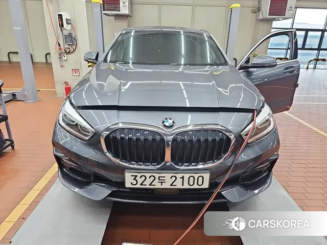 BMW 1 Series (F40) 2020 Серый из Кореи