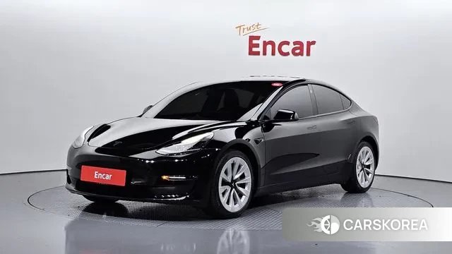 Tesla Model 3 2021 Черный из Кореи