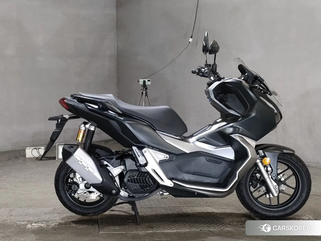 Проданный Honda ADV150 2019 из Японии, фото 2