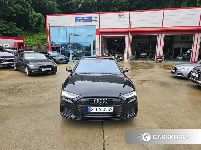 Audi A6 (C8) 2023 Черный из Кореи