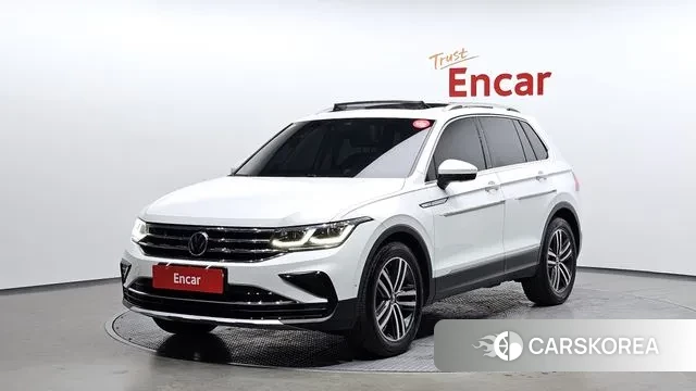 Volkswagen Tiguan second Generation 2021 Белый из Кореи