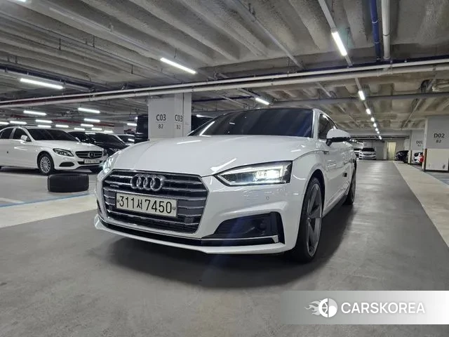 Audi A5 (F5) 2019 Белый из Кореи