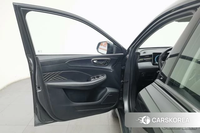Roewe RX5 2021 Темно-серый из Китая