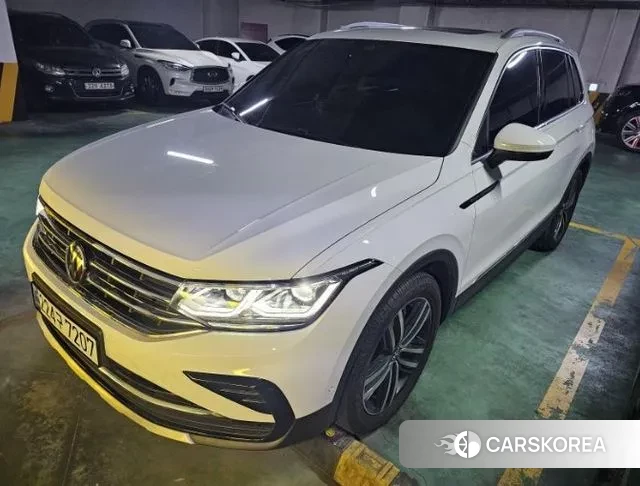 Volkswagen Tiguan second Generation 2024 Белый из Кореи