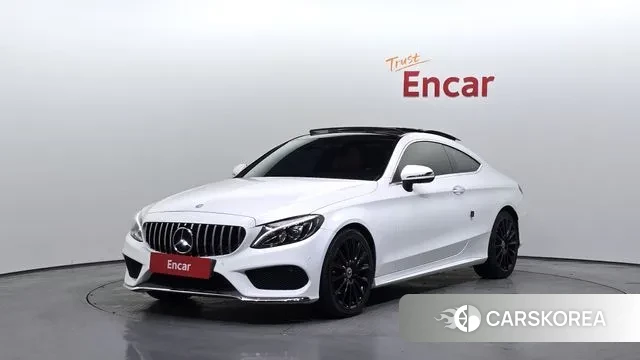 Mercedes-Benz C-Class W205 2018 Белый из Кореи