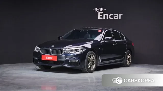 BMW 5 Series (G30) 2018 Черный из Кореи